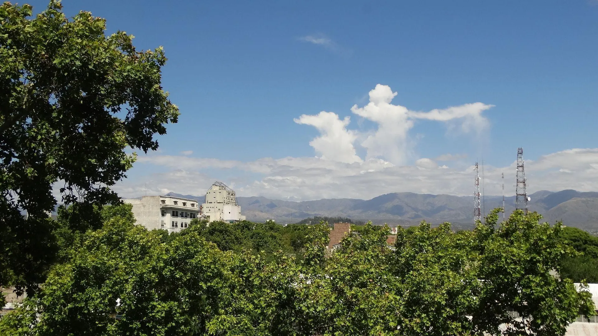Altezza Apart Suites Mendoza 4*,