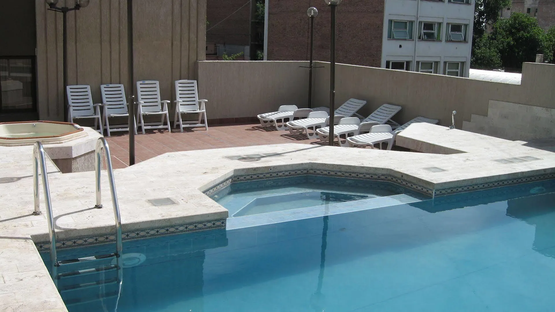 Altezza Apart Suites Mendoza